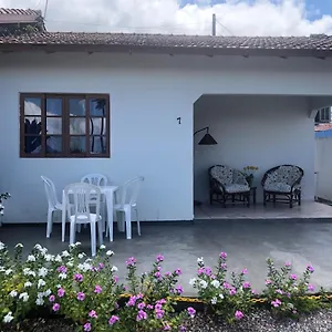 Сasa de vacaciones Casinha De Na Fazenda Da Armacao, Governador Celso Ramos