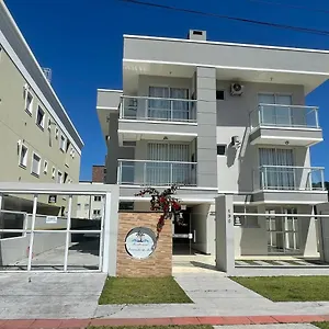 Apartamento Na De Palmas, Governador Celso Ramos