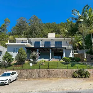 Сasa de vacaciones Loft Locacao Em Calheiros, Governador Celso Ramos